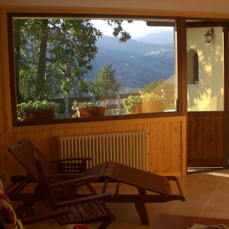Bed And Breakfast Montino Cene Buitenkant foto