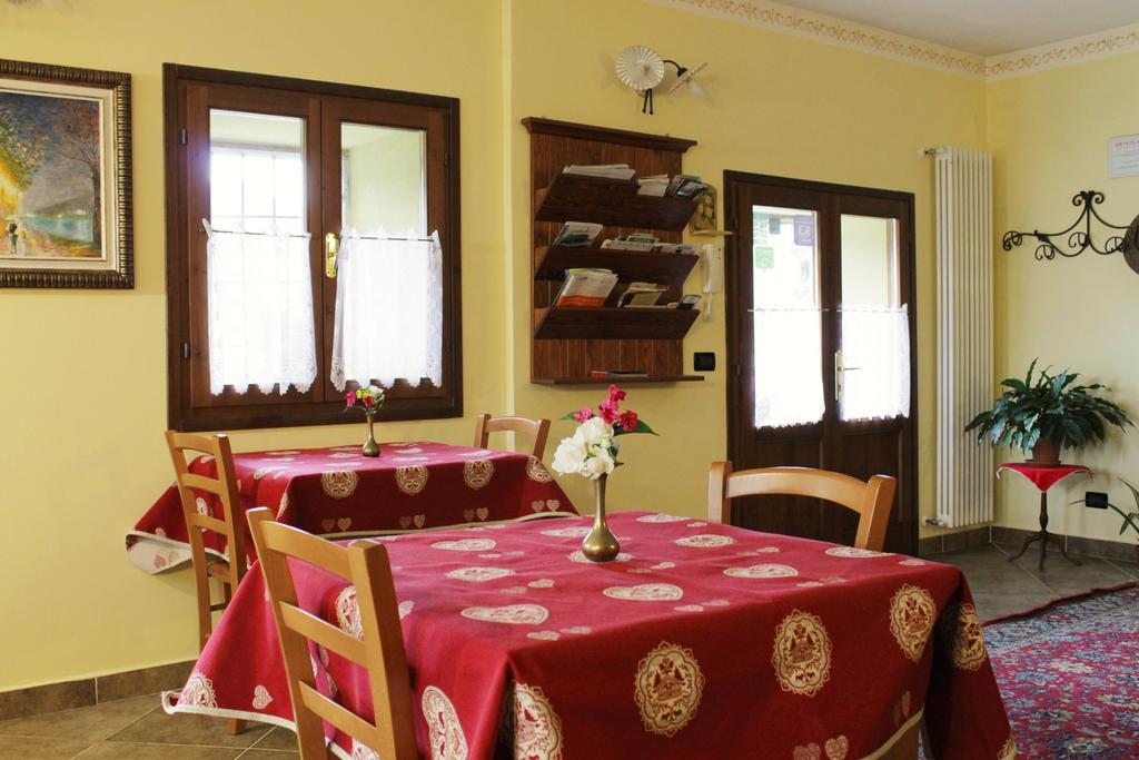 Bed And Breakfast Montino Cene Buitenkant foto