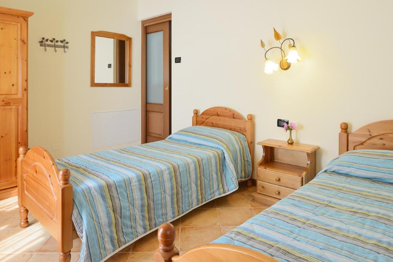 Bed And Breakfast Montino Cene Kamer foto