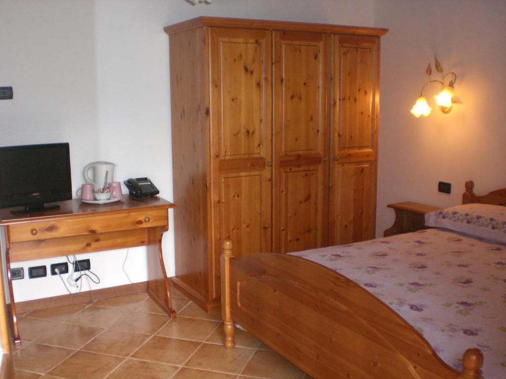 Bed And Breakfast Montino Cene Buitenkant foto